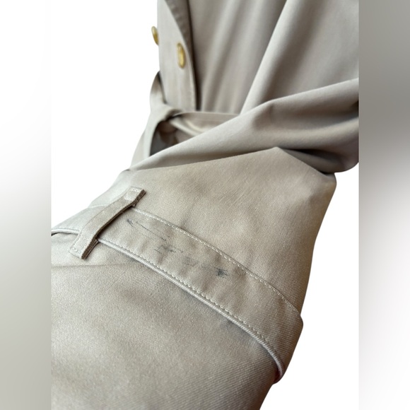 Burberrys’ Vintage Khaki Trench Coat, Men’s Size 40 Regular-Quality Made-Pre ‘99 - Picture 9 of 16